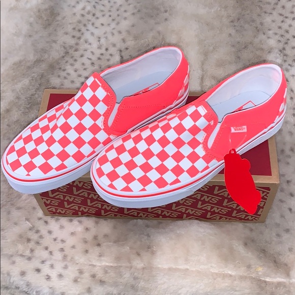 coral checkered vans